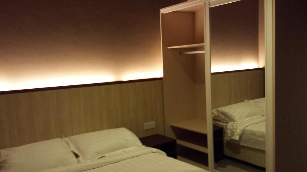 Tribeca Suites Kuching Habitación foto